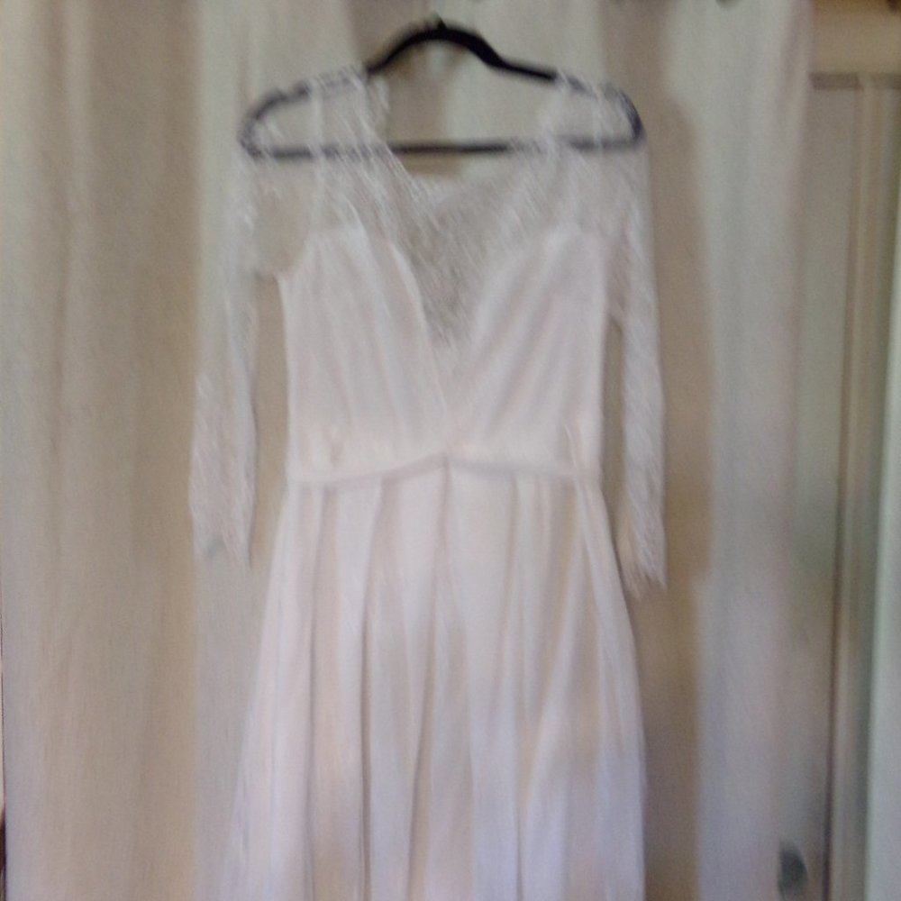 White lace dress